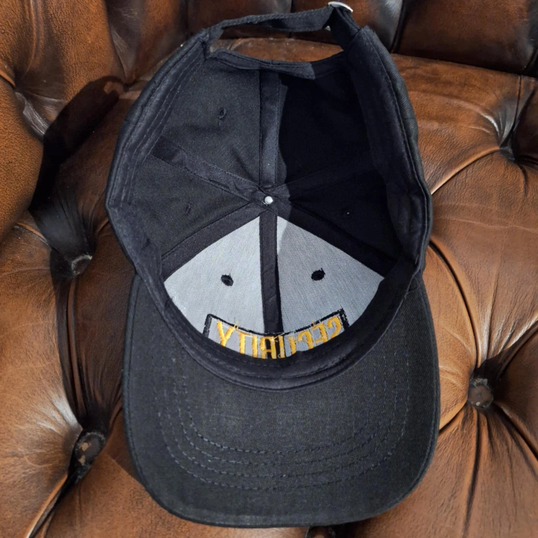 Casquette ajustable "Security" Entre protection et mode tendance – photo 7